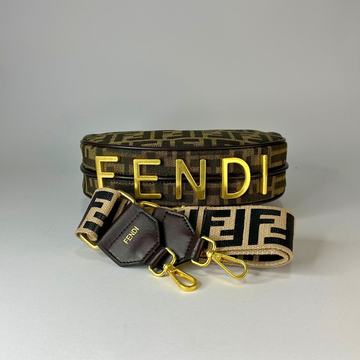 SAC FENDI HALF MOON