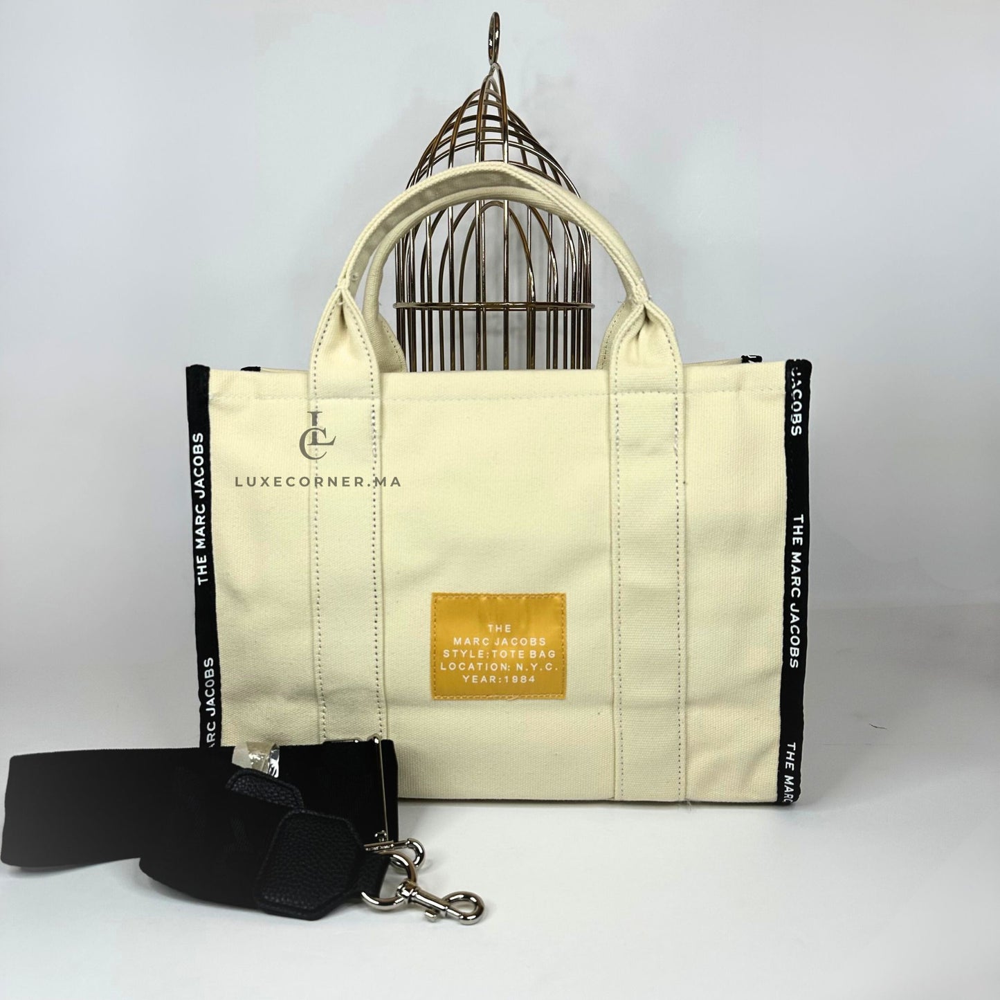 Marc Jacobs - The Tote Bag