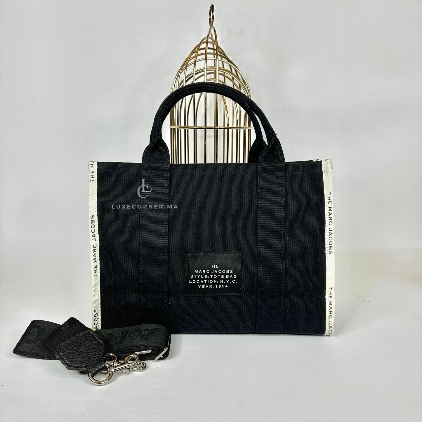 Marc Jacobs - The Tote Bag