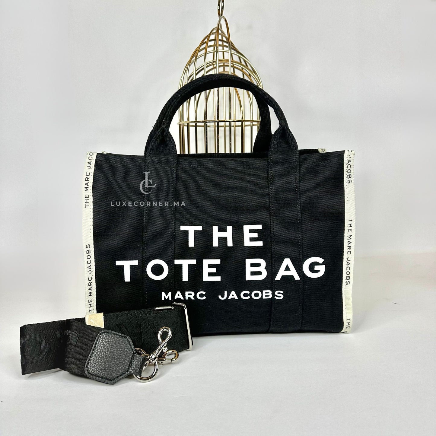 Marc Jacobs - The Tote Bag